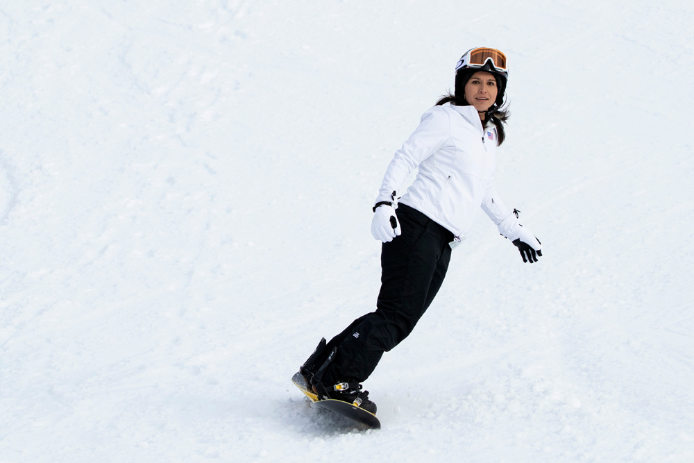 Democratic presidential candidate Rep. Tulsi Gabbard, D-Hawaii, snowboards at Cranmore Mountain Resort, in North Conway, N.H
Election 2020 Tulsi Gabbard, North Conway, USA - 28 Jan 2020