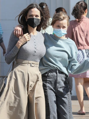 Angelina Jolie, Shiloh Jolie-Pitt