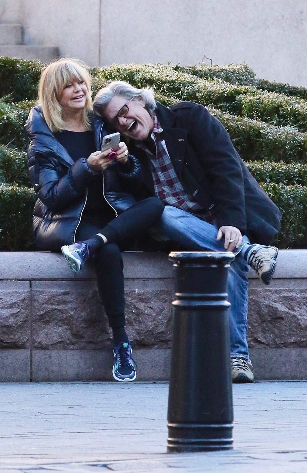 New York, NY  - *EXCLUSIVE*  - Kurt Russell and Goldie Hawn look all loved up as they celebrate their 40th year anniversary together on Valentine’s Day in Manhattan’s Upper West Side. The couple was all smiles after spending 3 hours at the Museum of Natural History and showed a PDA-filled moment while they waited for their car to arrive.

Pictured: Kurt Russell and Goldie Hawn

BACKGRID USA 14 FEBRUARY 2023 

BYLINE MUST READ: BrosNYC / BACKGRID

USA: +1 310 798 9111 / usasales@backgrid.com

UK: +44 208 344 2007 / uksales@backgrid.com

*UK Clients - Pictures Containing Children
Please Pixelate Face Prior To Publication*