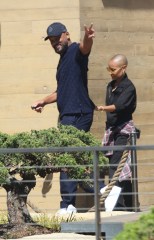 Will smith and Jada Pinkett Smith are seen leaving nobu. 13 Aug 2022 Pictured: Will Smith and jade Smith. Photo credit: MEGA TheMegaAgency.com +1 888 505 6342 (Mega Agency TagID: MEGA886366_015.jpg) [Photo via Mega Agency]