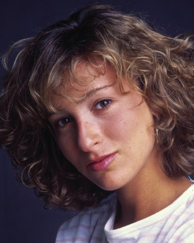 Editorial use only. No book cover usage.Mandatory Credit: Photo by Mgm/Ua/Kobal/Shutterstock (5883728k)Jennifer GreyRed Dawn - 1984Director: John MiliusMGM/UAUSAFilm PortraitL'Aube rouge