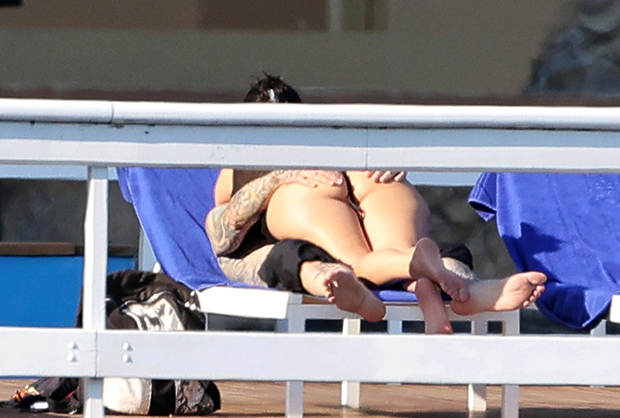 Kourtney Kardashian, Travis Barker 