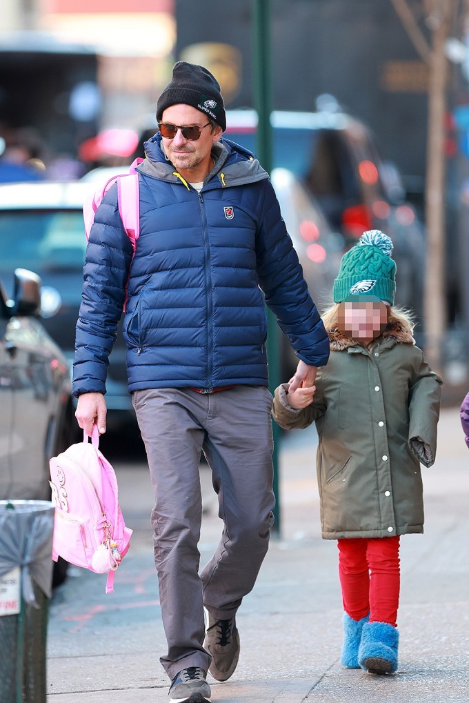 Bradley Cooper Picks up Daughter Lea From School