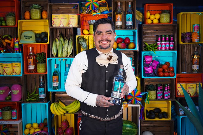 Chef Aarón Sánchez Celebrates the Kickoff of Tequila Cazadores’ Caz100 Celebration