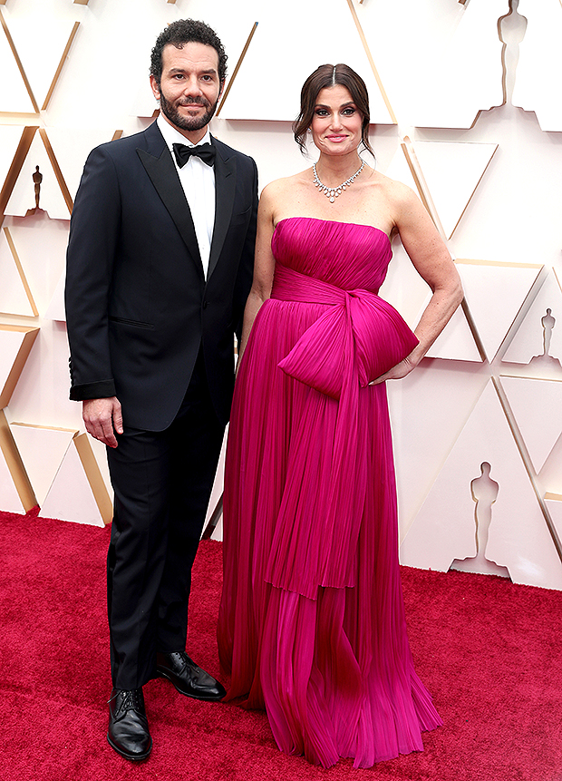 Idina Menzel Husband Aaron Lohr