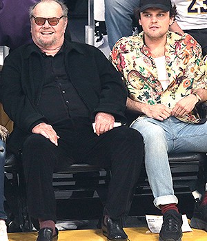 Jack Nicholson and son Raymond courtside at the Los Angeles Lakers Vs the Golden State Warriors at the Staples Center in Los Angles, CaPictured: Jack NicholsonRef: SPL5077378 040419 NON-EXCLUSIVEPicture by: London Entertainment / SplashNews.comSplash News and PicturesUSA: +1 310-525-5808London: +44 (0)20 8126 1009Berlin: +49 175 3764 166photodesk@splashnews.comWorld Rights