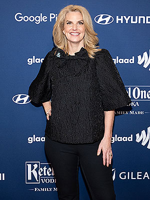 Sarah Kate Elis 2022 GLAAD Awards