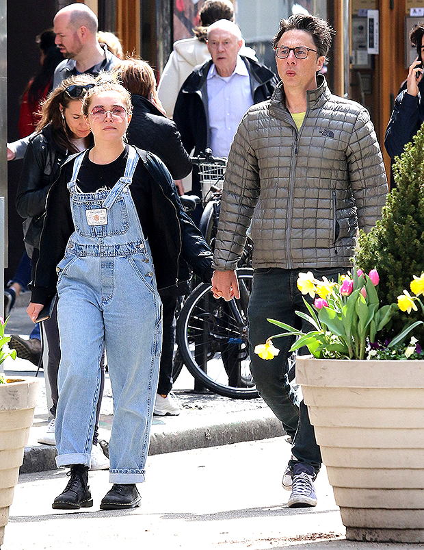 Zach Braff & Florence Pugh