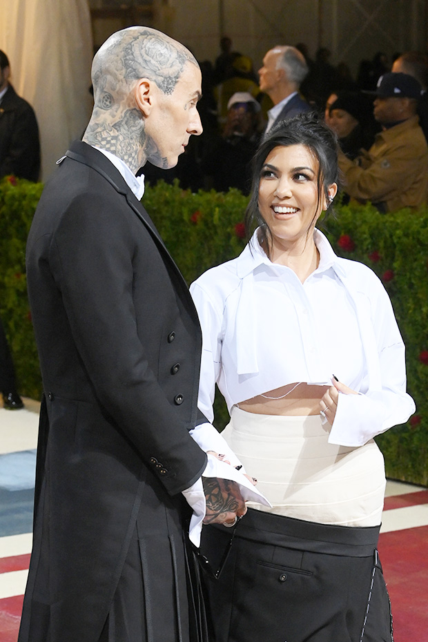 kourtney kardashian travis barker