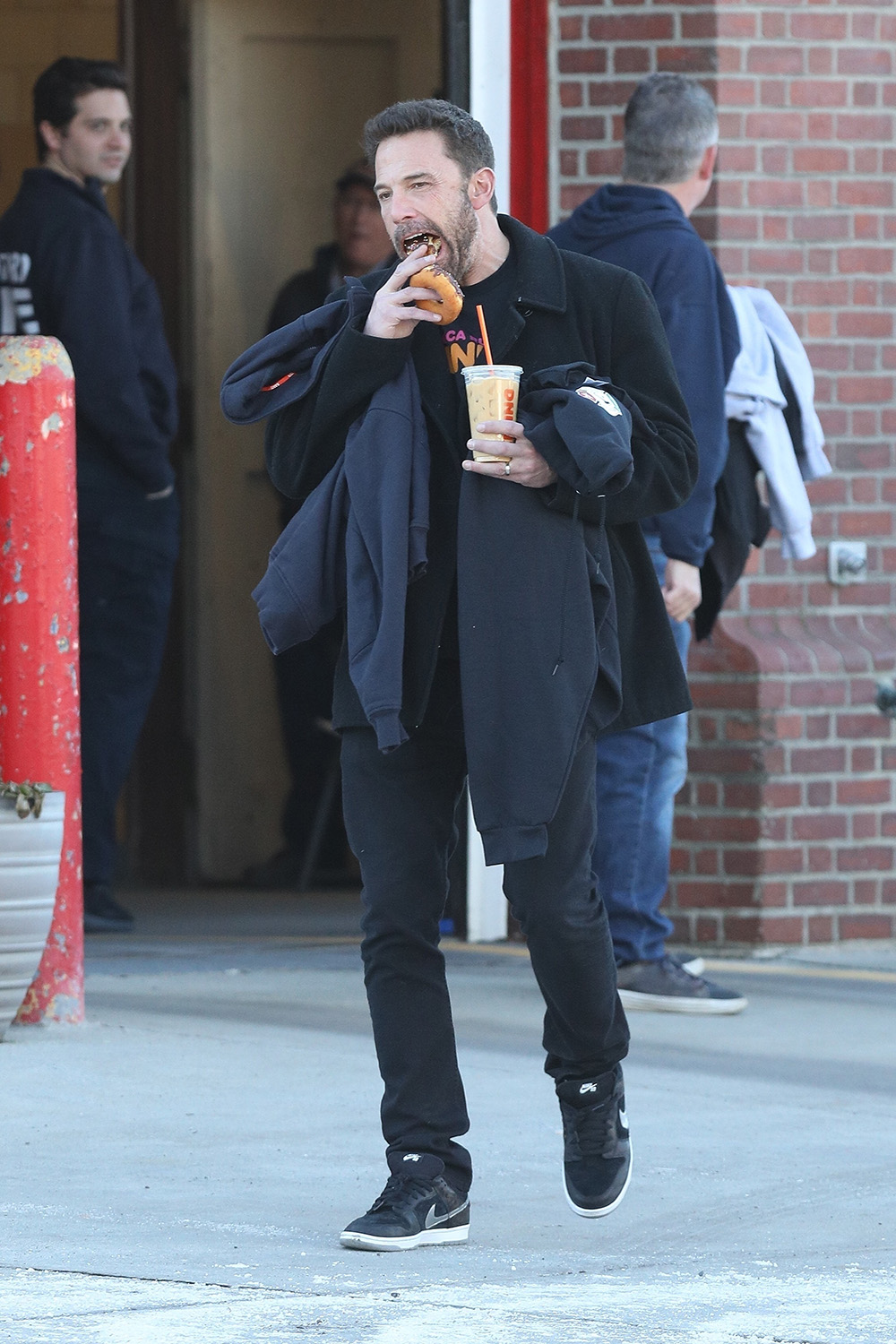 Medford, MA  - *EXCLUSIVE*  - At the end of his time working on the Dunkin Donuts commercial, Ben attacked a couple of chocolate-covered donuts and an iced coffee. The Oscar winning actor spent the day working a local drive thru, surprising customers, shooting a scene with wife Jlo and later delivering treats fro the donut franchise to a local firehouse.

Pictured: Ben Affleck

BACKGRID USA 10 JANUARY 2023 

BYLINE MUST READ: Patriot Pics / BACKGRID

USA: +1 310 798 9111 / usasales@backgrid.com

UK: +44 208 344 2007 / uksales@backgrid.com

*UK Clients - Pictures Containing Children
Please Pixelate Face Prior To Publication*