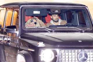 Malibu, CA  - *EXCLUSIVE*  - Hi Britney! Amid ongoing internet speculations, pop icon Britney Spears and her husband Sam Asghari were spotted on a romantic date at the renowned Nobu Malibu. The couple looked happy and in love, with Britney smiling from ear to ear sitting in the car waiting for her beau. Despite the media frenzy around her life, Britney seemed to be enjoying her time with Sam at the trendy restaurant.

Pictured: Britney Spears, Sam Asghari

BACKGRID USA 19 FEBRUARY 2023 

USA: +1 310 798 9111 / usasales@backgrid.com

UK: +44 208 344 2007 / uksales@backgrid.com

*UK Clients - Pictures Containing Children
Please Pixelate Face Prior To Publication*