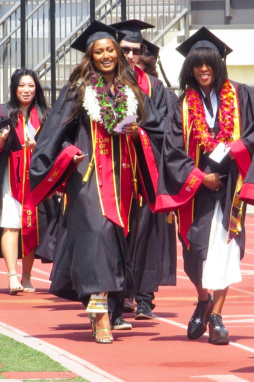 Los Angeles, CA - Sasha Obama graduates USC in front of proud parents Barack and Michelle, and sister Malia. Sasha was a Sociology major. Pictured: Sasha Obama BACKGRID USA 12 MAY 2023 BYLINE MUST READ: BACKGRID USA: +1 310 798 9111 / usasales@backgrid.com UK: +44 208 344 2007 / uksales@backgrid.com *UK Clients - Pictures Containing Children Please Pixelate Face Prior To Publication*