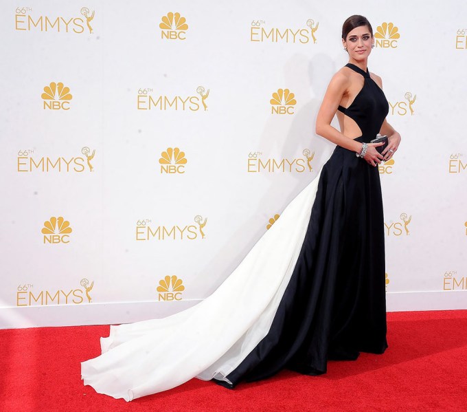 Lizzy Caplan At The 2014 Emmys