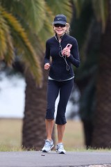 *EXCLUSIVE* Sydney, AUSTRALIA  - Actress Nicole Kidman shows off her slender figure during her morning run in Sydney.

Pictured: Nicole Kidman

BACKGRID USA 28 DECEMBER 2022 

BYLINE MUST READ: BACKGRID

USA: +1 310 798 9111 / usasales@backgrid.com

UK: +44 208 344 2007 / uksales@backgrid.com

*UK Clients - Pictures Containing Children
Please Pixelate Face Prior To Publication*