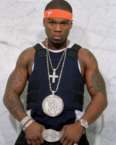 50 CENT Rapper 50 Cent gestures in New York, . His debut record "Get Rich or Die Tryin'" sold a record 872,000 copies in just four days
WKD 50 CENT, NEW YORK, USA