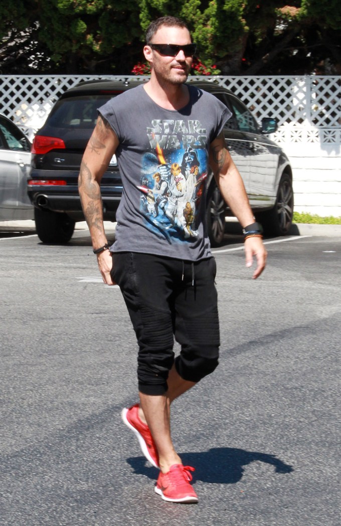 Brian Austin Green Runs Errands