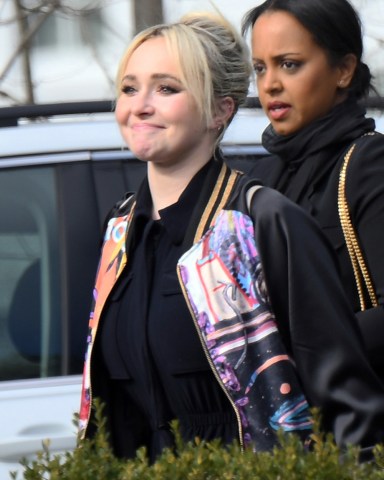 Hayden Panettiere her father with family and friends gather for a celebration and remembrance of Jansen Panettiere at the Palisades Presbyterian church in Nyack New York. 

Hayden is seen hugging some family arriving at the church and her father Alan aka Skip is seen arriving holding a photo of his son Jansen.

Pictured: Hayden Panettiere
Ref: SPL5528382 080323 NON-EXCLUSIVE
Picture by: Elder Ordonez / SplashNews.com

Splash News and Pictures
USA: +1 310-525-5808
London: +44 (0)20 8126 1009
Berlin: +49 175 3764 166
photodesk@splashnews.com

World Rights, No Poland Rights, No Portugal Rights, No Russia Rights