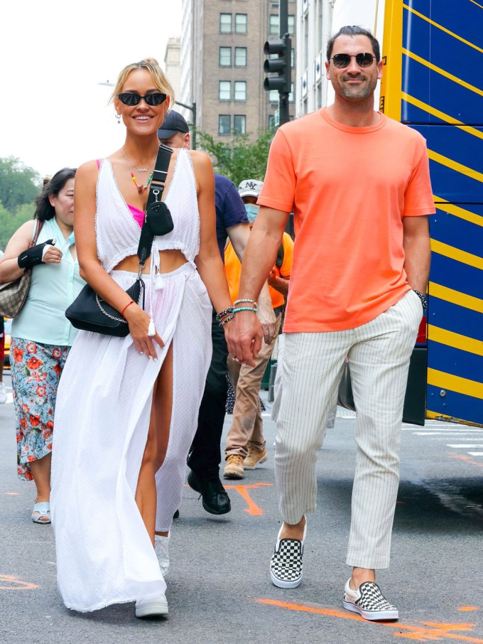 Peta Murgatroyd & Maksim Chmerkovskiy walking together