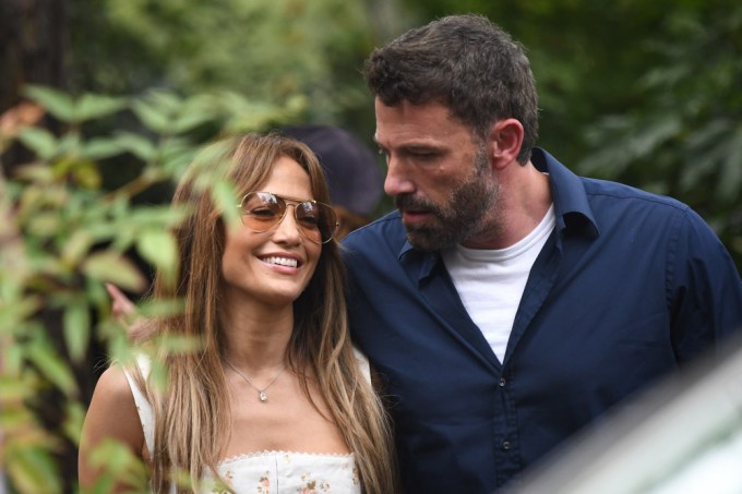 Jennifer Lopez Smiles While Walking With Ben Affleck