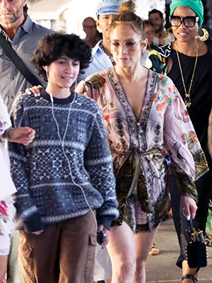 jennifer lopez emme muniz