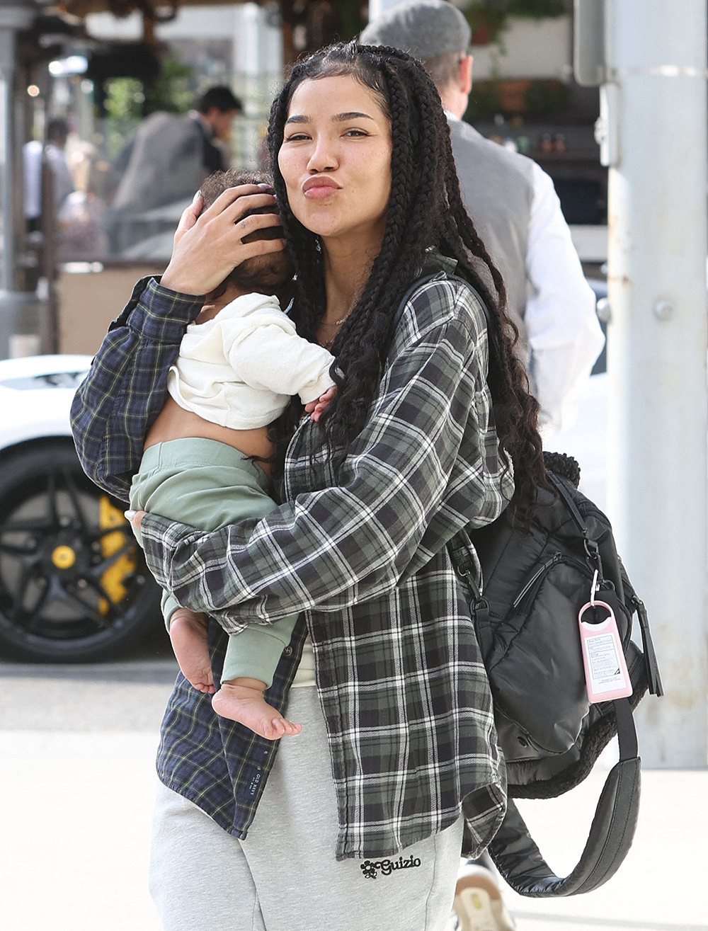 EXCLUSIVE: Big tipper Big Sean and Jhene Aiko seen after luch with son Noah over pasta at Il Pastaio. 09 May 2023 Pictured: Jhene Aiko and baby. Photo credit: APEX / MEGA TheMegaAgency.com +1 888 505 6342 (Mega Agency TagID: MEGA979615_001.jpg) [Photo via Mega Agency]