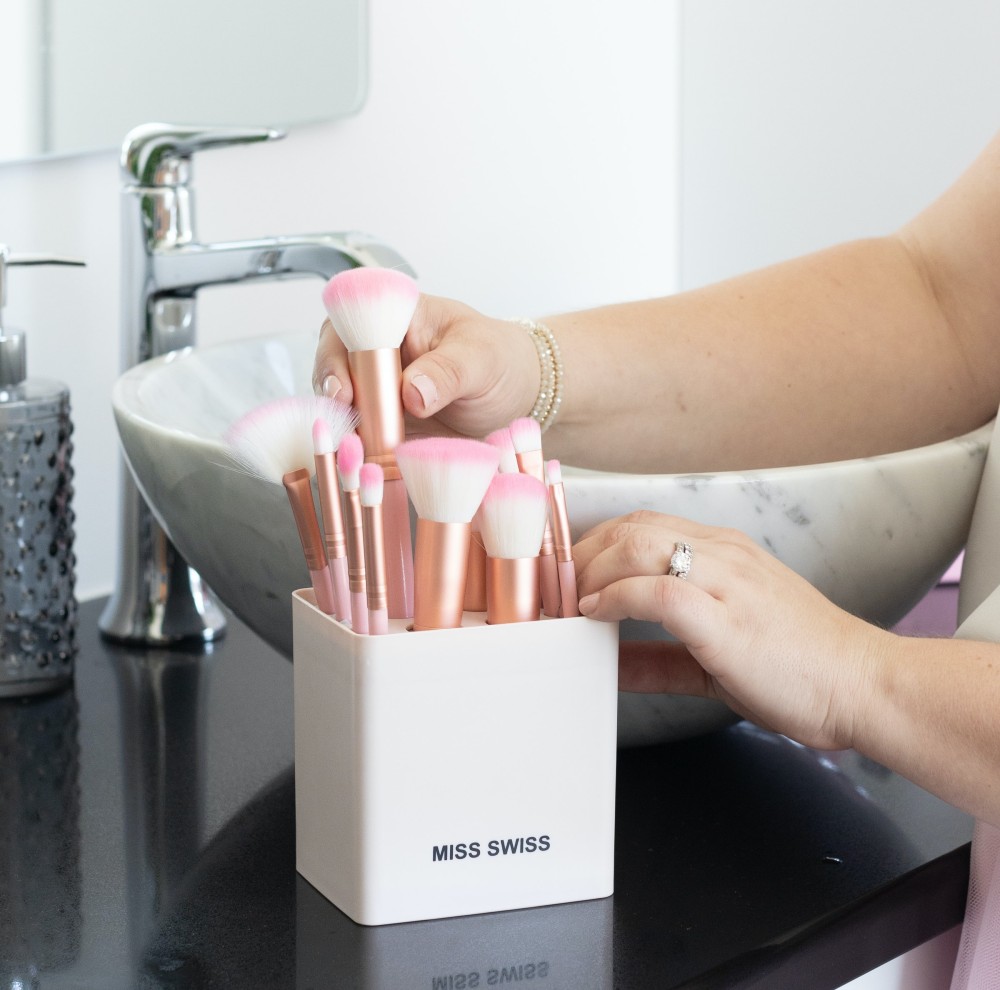 highly rated makeup brush cleaner