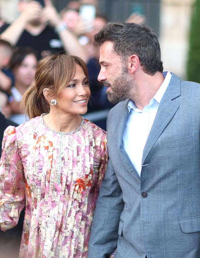 Ben Affleck & Jennifer Lopez On A Date In Paris