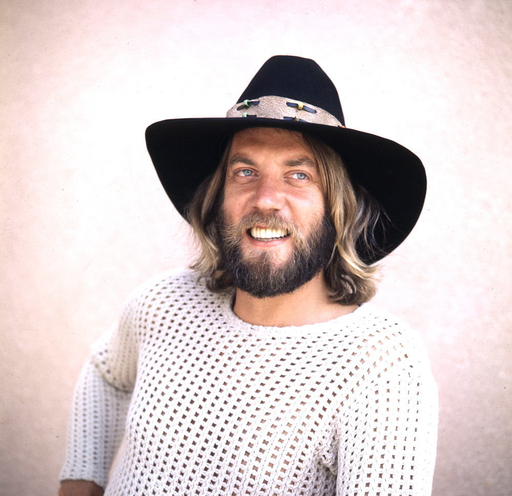 Editorial use only. No book cover usage.Mandatory Credit: Photo by Mgm/Kobal/Shutterstock (5860663a)Donald SutherlandDonald Sutherland - 1970MGMPortraitAlex In Wonderland