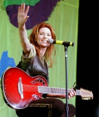 SHANIA TWAIN
KISS FM CHARITY CONCERT IN BOSTON, AMERICA - 1998