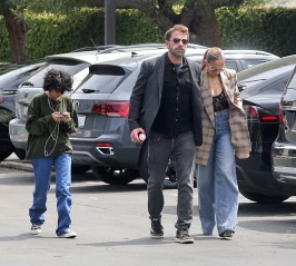 Los Angeles, CA  - *EXCLUSIVE*  - Ben Affleck and Jennifer Lopez hold hands while out on a day date with her daughter Emme.  Jlo adjusted her cleavage and buttoned her jacket before heading into a concert.

Pictured: Ben Affleck, Jennifer Lopez

BACKGRID USA 29 APRIL 2023 

BYLINE MUST READ: BACKGRID

USA: +1 310 798 9111 / usasales@backgrid.com

UK: +44 208 344 2007 / uksales@backgrid.com

*UK Clients - Pictures Containing Children
Please Pixelate Face Prior To Publication*