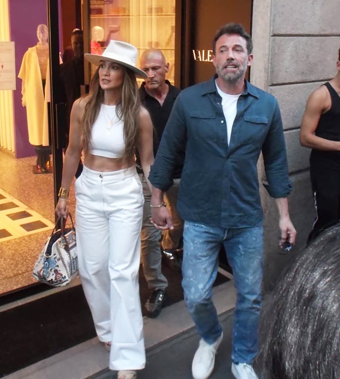 Ben Affleck & Jennifer Lopez Hold Hands In Milan