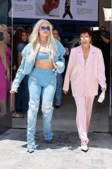 Santa Monica, CA  - Khloe Kardashian is supported by her mom Kris Jenner at her first Good American store!

Pictured: Khloe Kardashian, Kris Jenner

BACKGRID USA 23 JUNE 2023 

USA: +1 310 798 9111 / usasales@backgrid.com

UK: +44 208 344 2007 / uksales@backgrid.com

*UK Clients - Pictures Containing Children
Please Pixelate Face Prior To Publication*