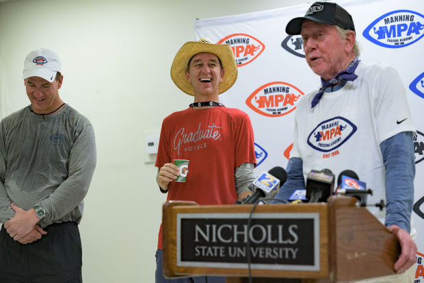 Cooper Manning, Archie Manning