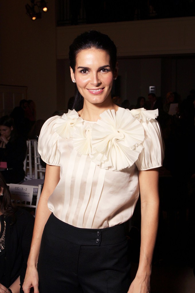 Angie Harmon at Oscar De La Renta in 2008