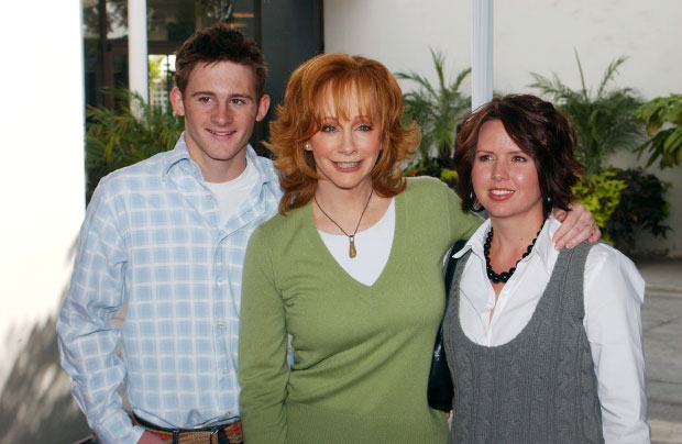 Reba McEntire, Son