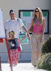 Santa Barbara, CA  - Adam Levine and his pregnant wife Behati Prinsloo look happy together amid the cheating scandal while out as a family in Santa Barbara.

Pictured: Adam Levine, Behati Prinsloo

BACKGRID USA 21 SEPTEMBER 2022 

USA: +1 310 798 9111 / usasales@backgrid.com

UK: +44 208 344 2007 / uksales@backgrid.com

*UK Clients - Pictures Containing Children
Please Pixelate Face Prior To Publication*