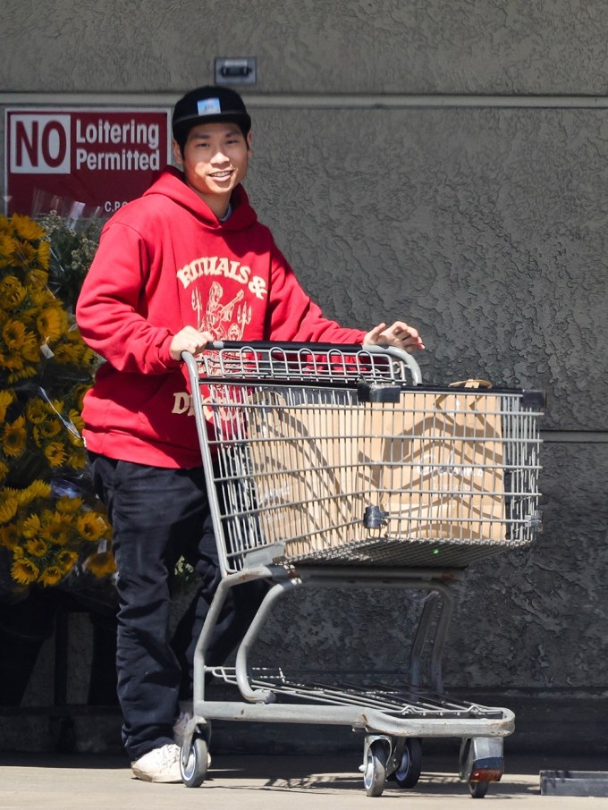 Pax Jolie-Pitt Stops At The Market