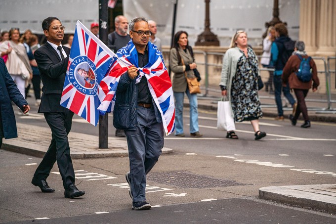 Mourners of the Queen