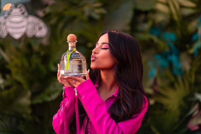 PATRÓN X Becky G
