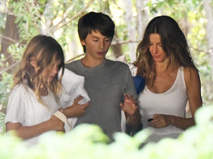 Gisele Bundchen & Kids