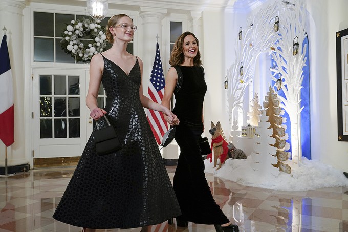 Jennifer Garner & Violet Affleck At A State Dinner