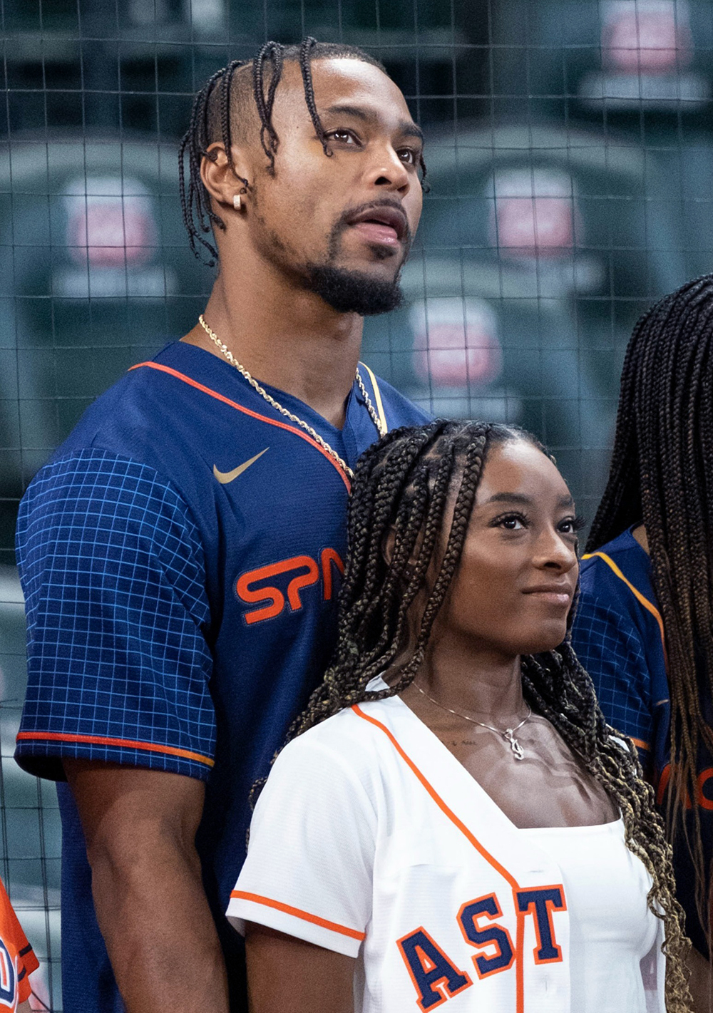 Newly engaged gymnast Simone Biles And Her Fiance Jonathan Owens Watch A Baseball Game In Houston. The Olympic hero, 25, was spotted court side during opening day at Minute Maid Park where the Houston Astros took on the Los Angeles Angel of Anaheim. She flashed her dazzling engagement ring and was all smiles as she enjoyed the event with her beau. Pictured: Simone Biles,Jonathan Owens Ref: SPL5304675 180422 NON-EXCLUSIVE Picture by: F. Carter Smith / Splash / SplashNews.com Splash News and Pictures USA: +1 310-525-5808 London: +44 (0)20 8126 1009 Berlin: +49 175 3764 166 photodesk@splashnews.com World Rights