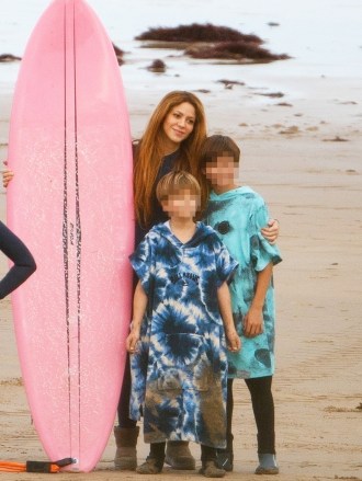 ** RIGHTS: NO TV ** Cantabria, SPAIN  - *EXCLUSIVE*  - *Not Available for Broadcast**Colombian Singer Shakira takes a break to go surfing AGAIN with a handsome surf coach in Cantabria, Spain. Shakira was accompanied by her children before heading to Miami after splitting from footballer Gerard Pique after 11 years. *Shot on NOV 26, 2022*

Pictured: Shakira

BACKGRID USA 30 NOVEMBER 2022 

BYLINE MUST READ: Lagencia Press / BACKGRID

USA: +1 310 798 9111 / usasales@backgrid.com

UK: +44 208 344 2007 / uksales@backgrid.com

*UK Clients - Pictures Containing Children
Please Pixelate Face Prior To Publication*