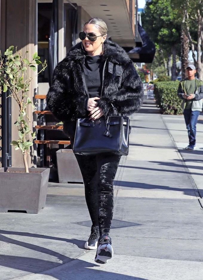 Khloe Kardashian Filming ‘KUWTK’