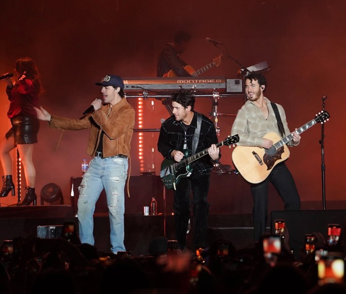 AT&T Playoff Playlist Live!