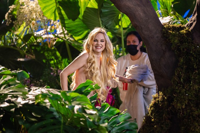 Anna Faris In The Garden of Eden