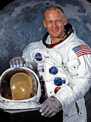 buzz aldrin