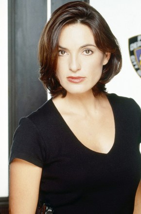 LAW & ORDER: SPECIAL VICTIMS UNIT, (aka LAW & ORDER: SVU), Mariska Hargitay, (1999–). ph: Challenge Roddie / TV Guide / ©NBC / Courtesy Everett Collection