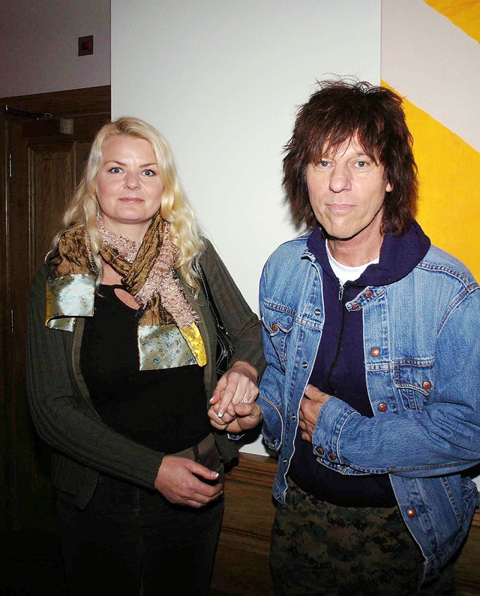 Jeff Beck & his wife Sandra posing