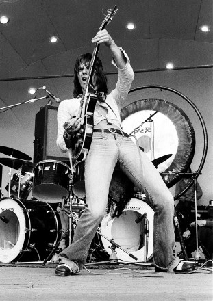 Jeff Beck
Various